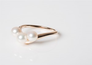 PearlsVring2 Akoya Pearls